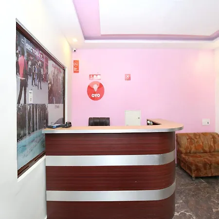 Oyo 13119 Skydeep 3* Mohali