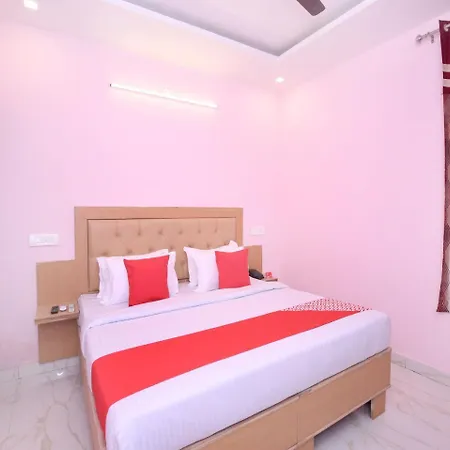 Hotel Oyo 13119 Skydeep Mohali